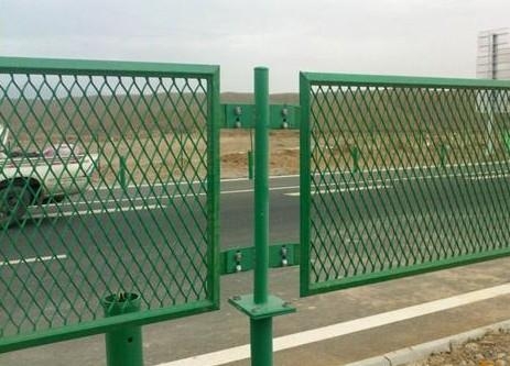 高速公路护栏网